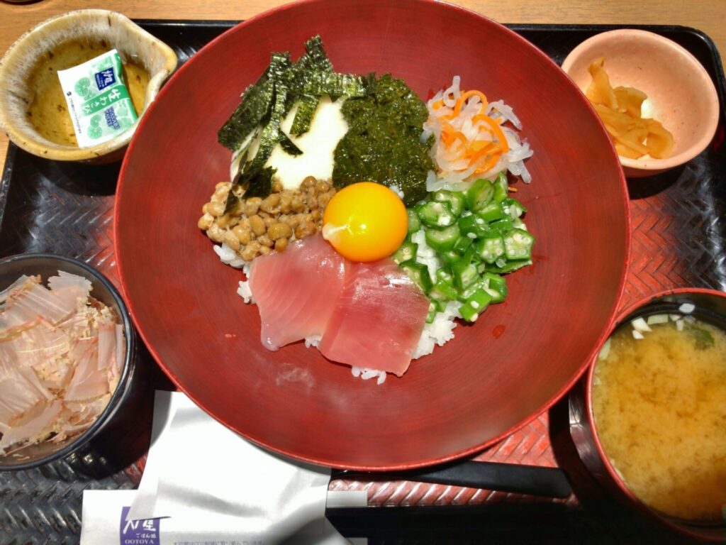 大戸屋「ばくだん丼」