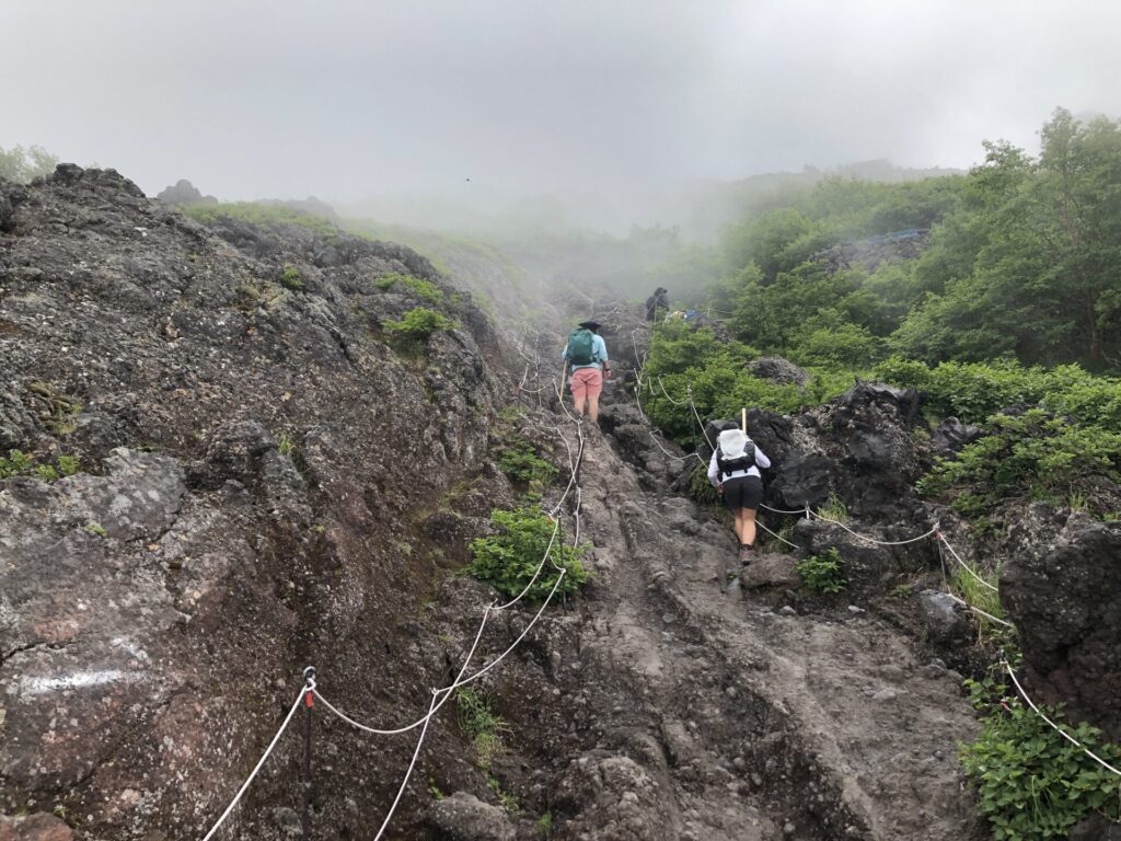 角度のある岩場